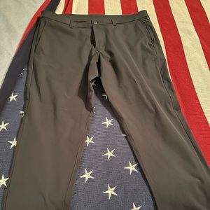Lululemon commission pants, 38w 28 inseem